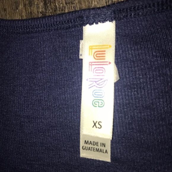 Lularoe Women’s Shirt   - Picture 2 of 4